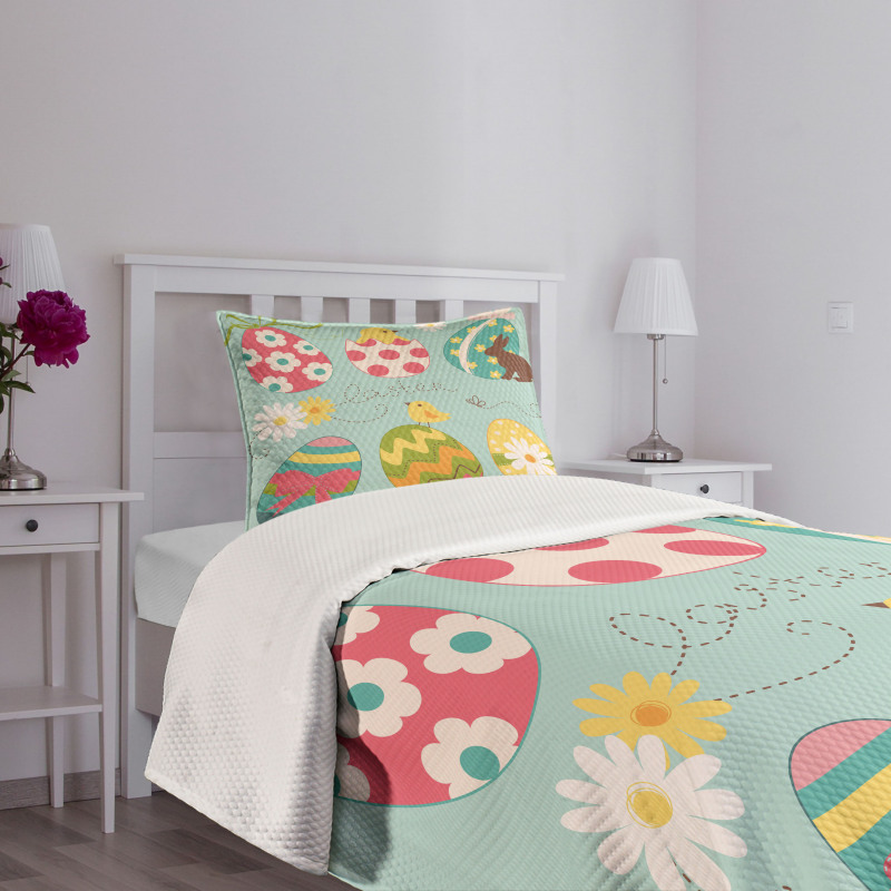 Flowers Zigzags Lines Bedspread Set