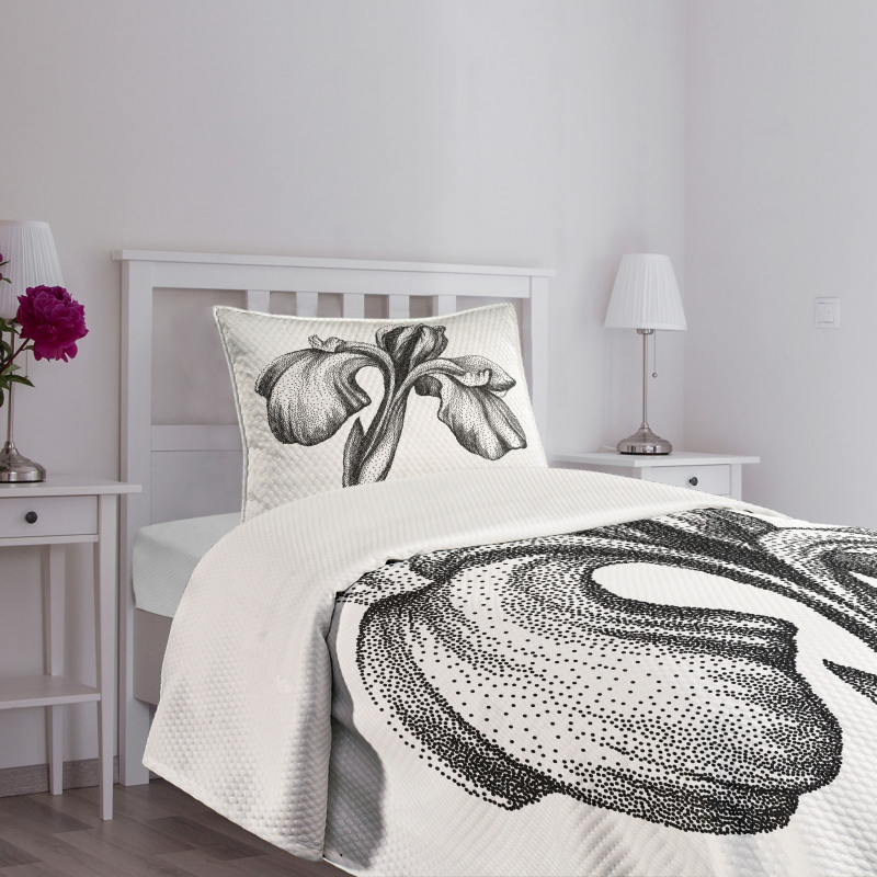 Dotwork Style Lily Bloom Bedspread Set