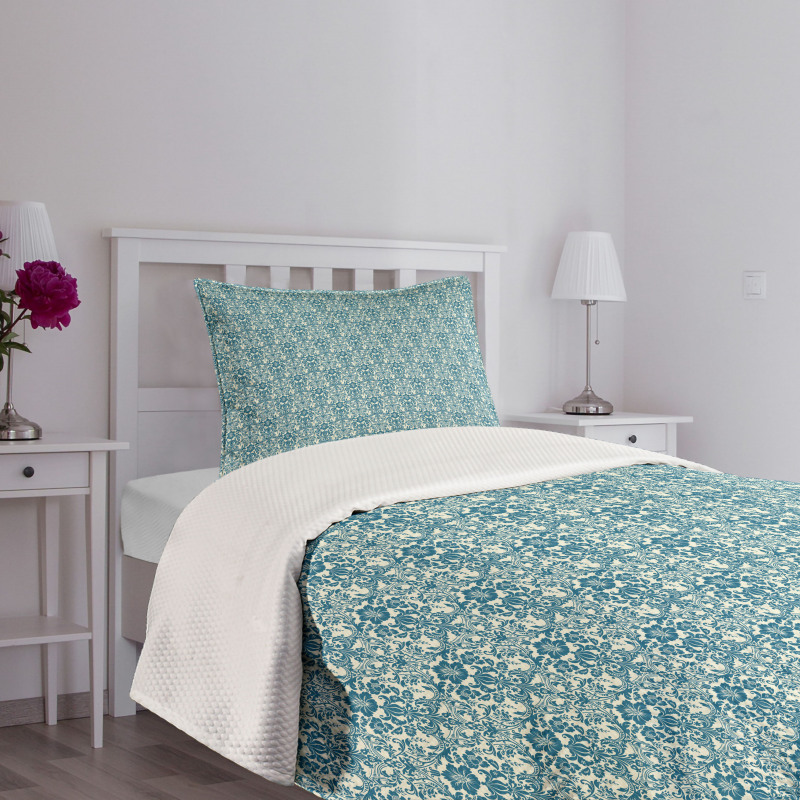 Damask Flowers Bedspread Set