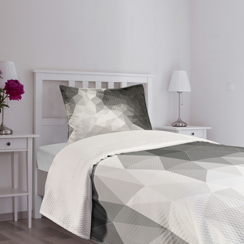 Polygon Triangle Bedspread Set