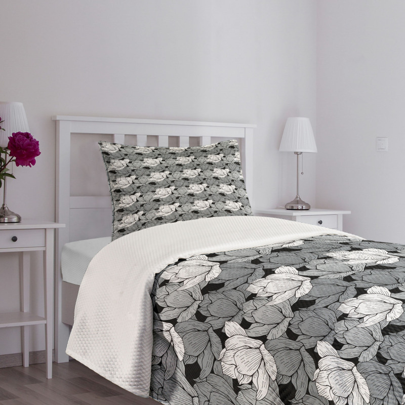 Lotus Bedspread Set