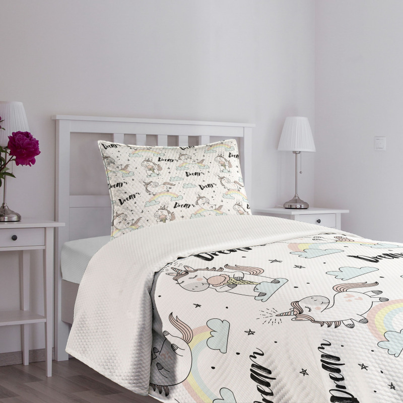 Myth Horse Flying Bedspread Set