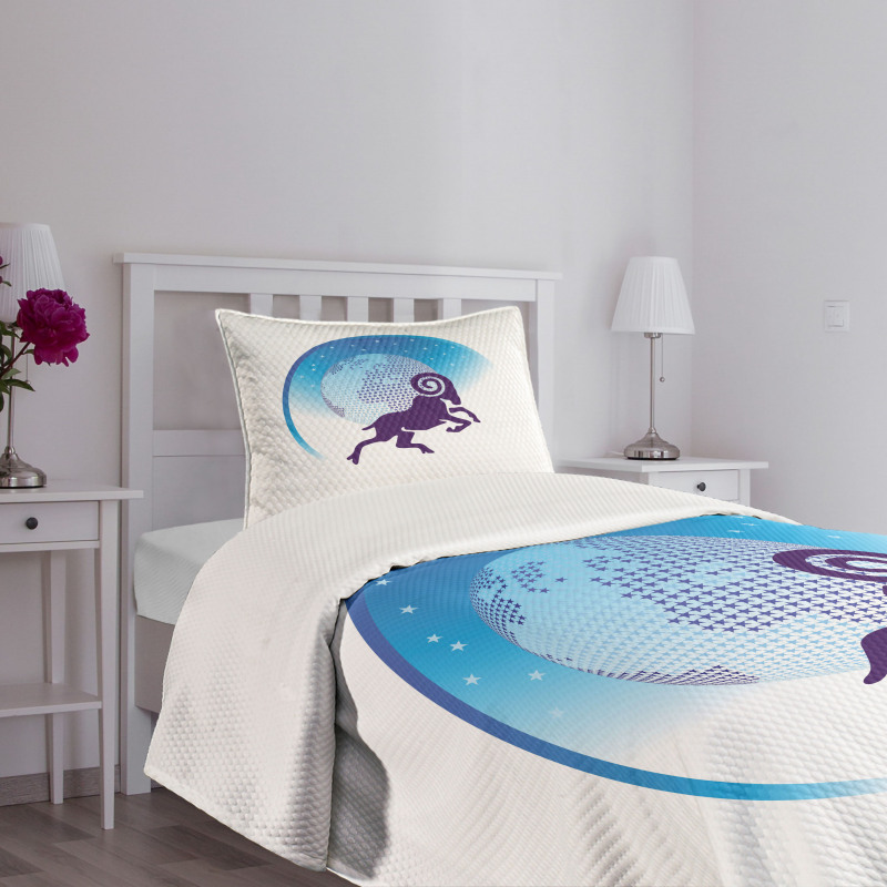 Globe Stars Goat Bedspread Set