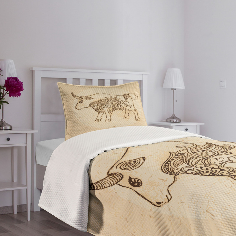 Ornate Ox Bedspread Set