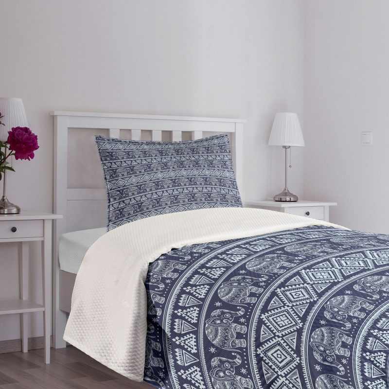 South Elephants Bedspread Set