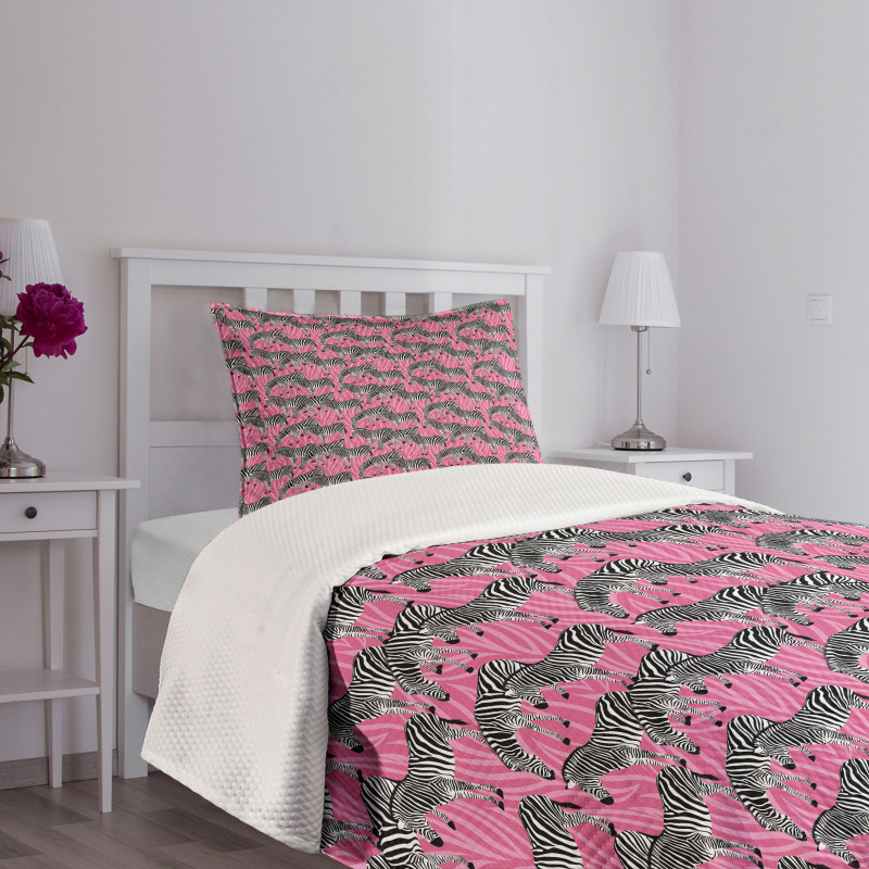 Wild Animals Pastel Bedspread Set