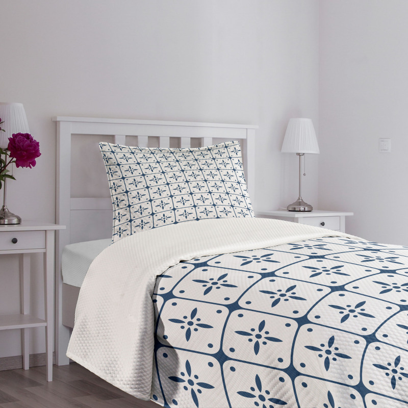 Classical Delft Pattern Bedspread Set
