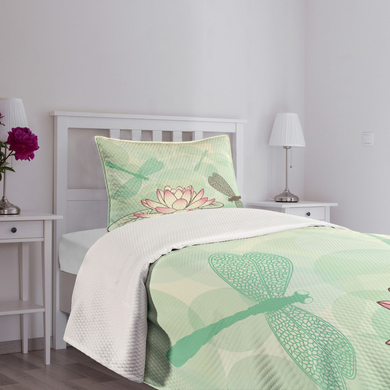 Exotic Lily Dragonflies Bedspread Set