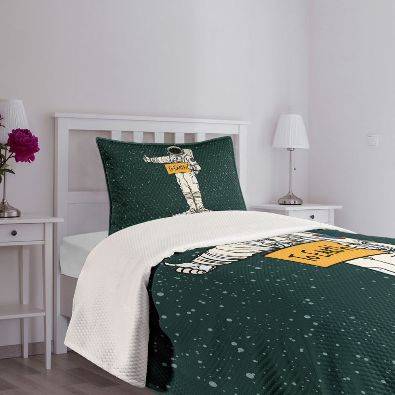 Hitchhiking Astronaut Bedspread Set