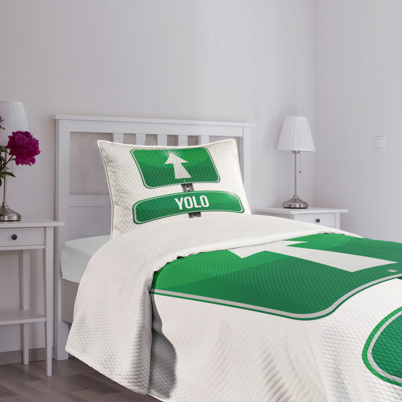 Road Sign Pointing Forward Bedspread Set