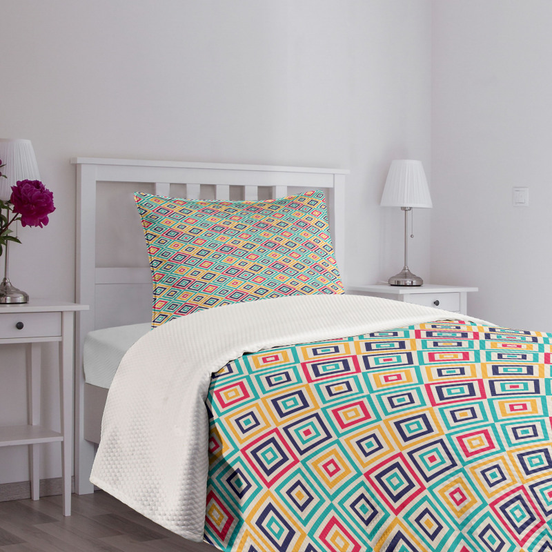 Diagonal Squares Retro Bedspread Set