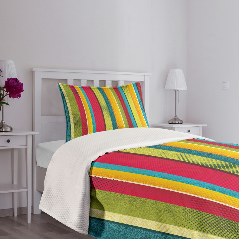 Ragged Stripes Bedspread Set