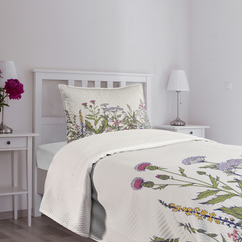 Thriving Garden Pattern Bedspread Set