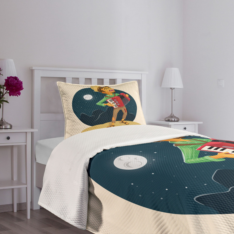 Cheerful Accordion Player Bedspread Set