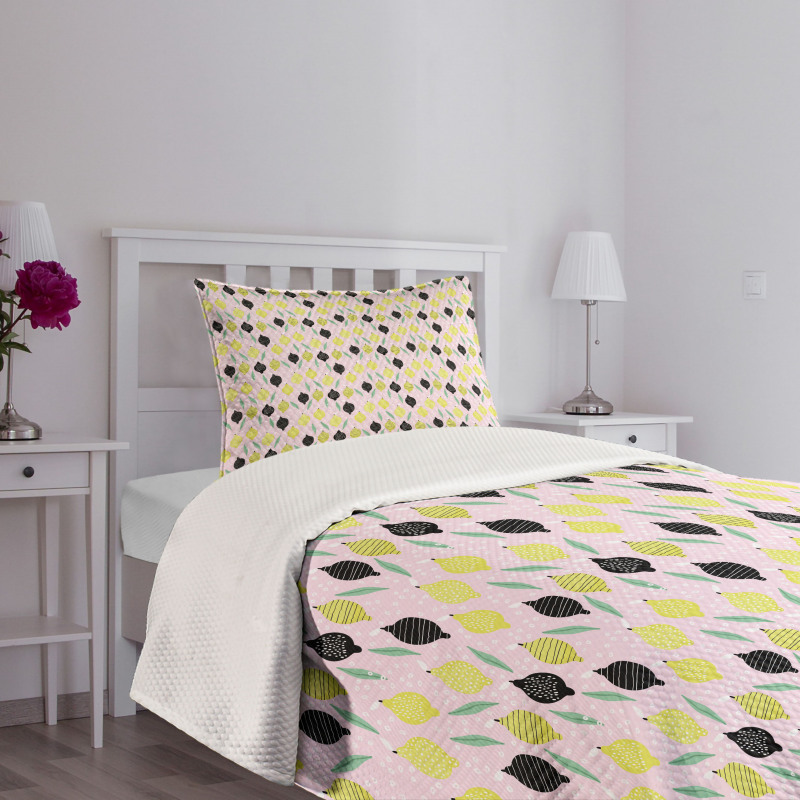 Crocked Line Lemons Bedspread Set