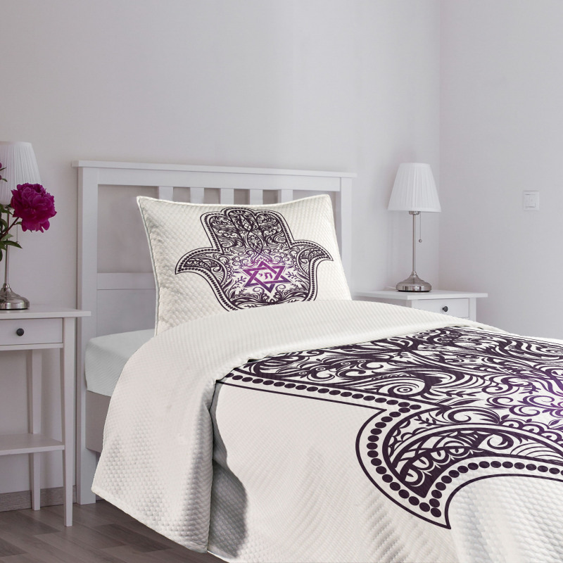 Hand Drawn Swirls and Curls Bedspread Set