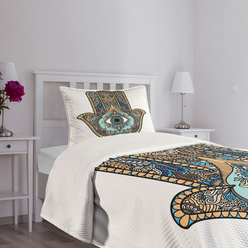 Motif All Seeing Eye Bedspread Set