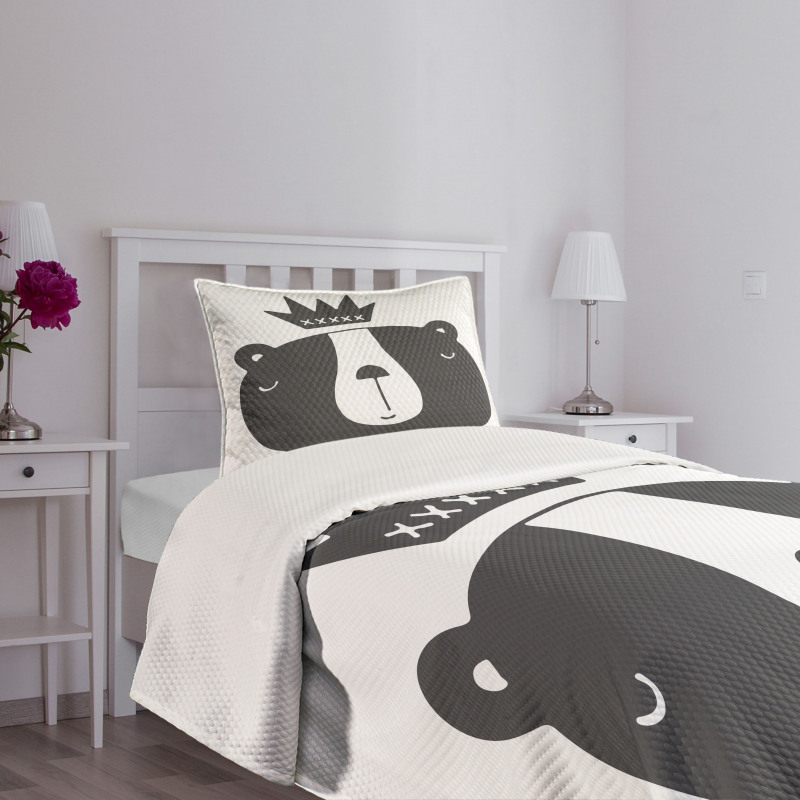 Humorous Bear in Crown Bedspread Set