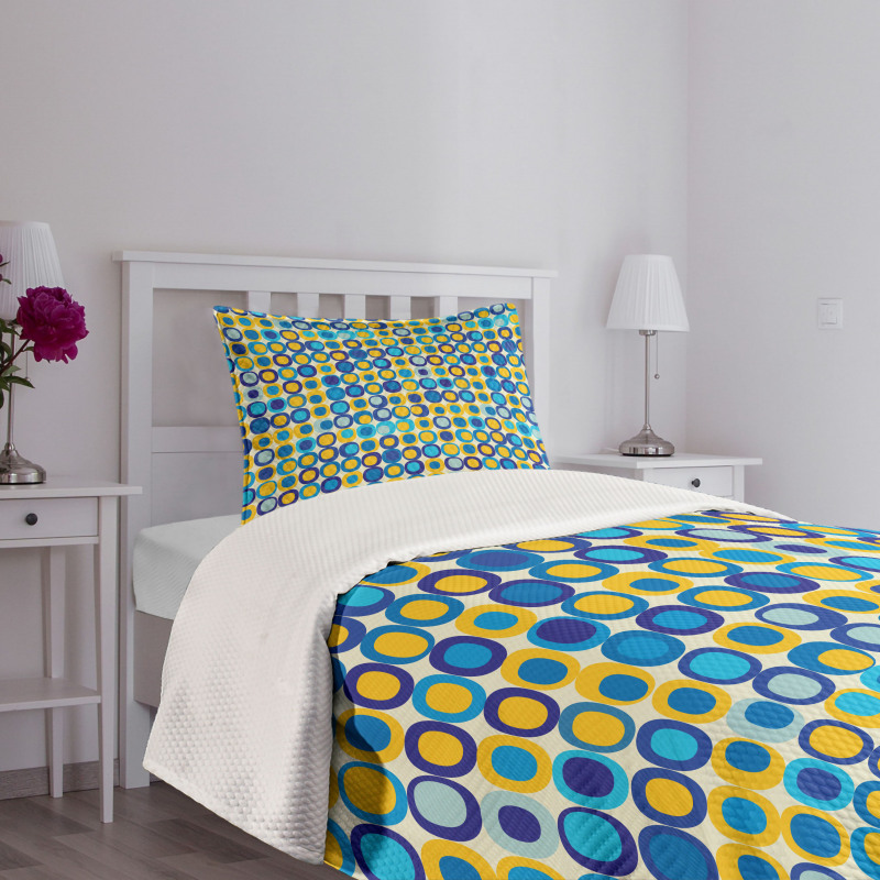 Circular Motifs Bedspread Set