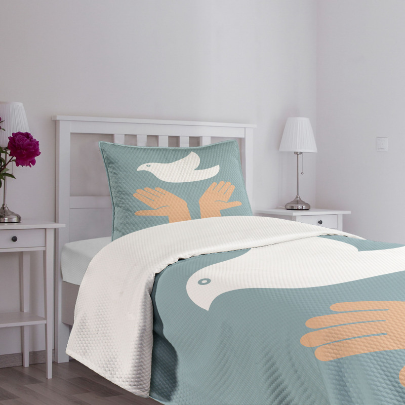 Peace Dove Flying Hands Bedspread Set