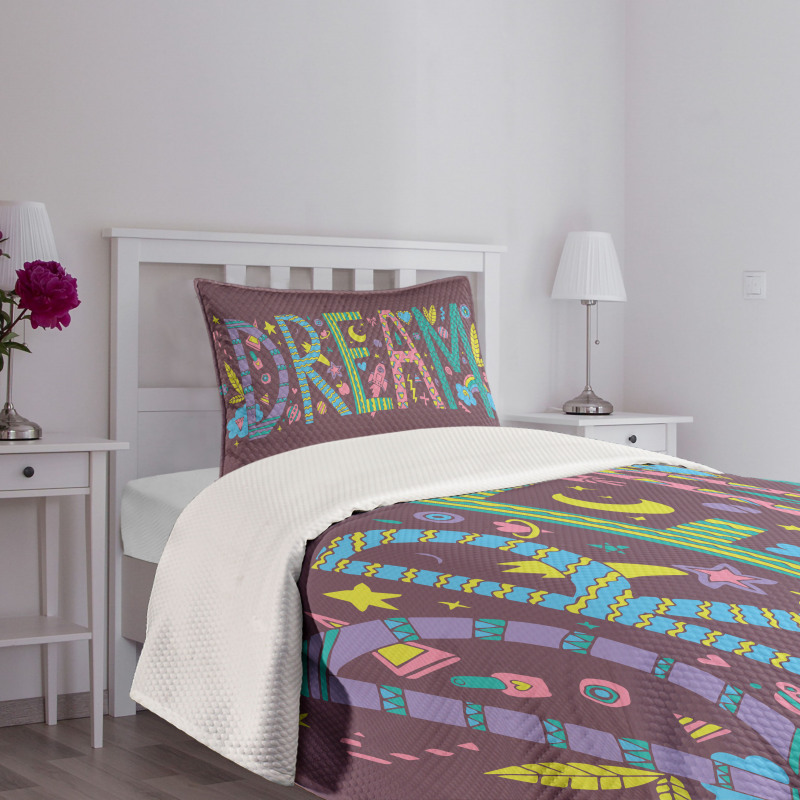 Doodle Art Dream Word Bedspread Set