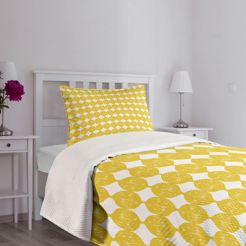 Ogee Pattern Lemons Bedspread Set