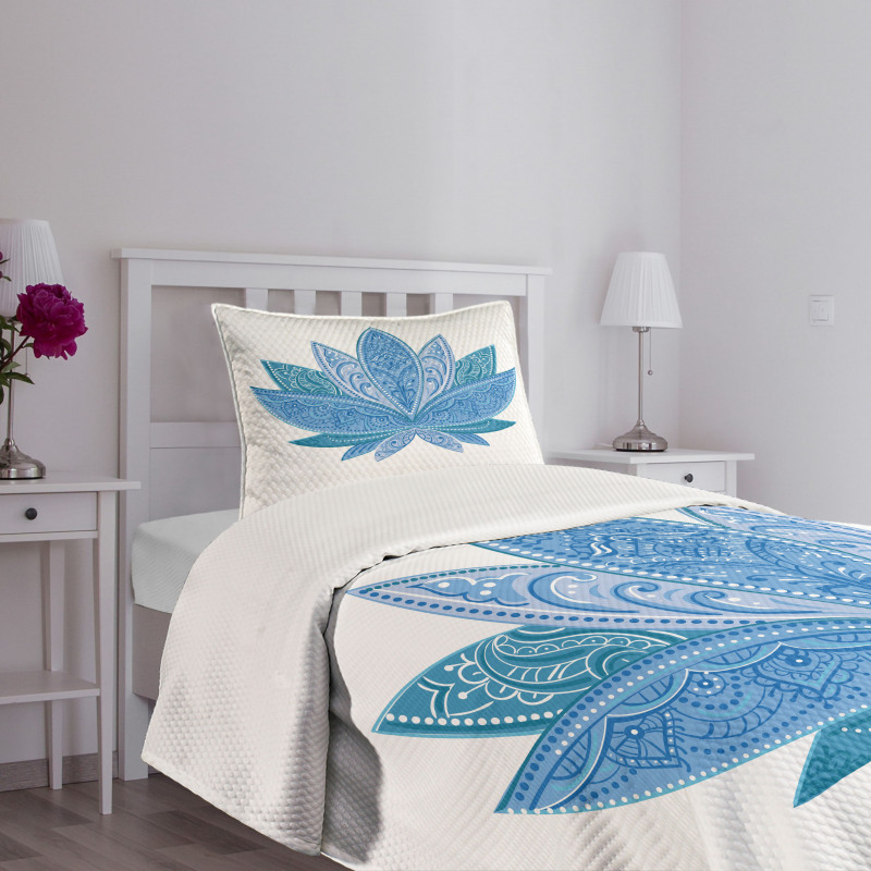 Oriental Lotus Petals Bedspread Set