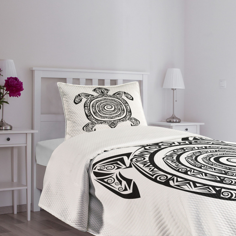 Turtle Spirals Bedspread Set