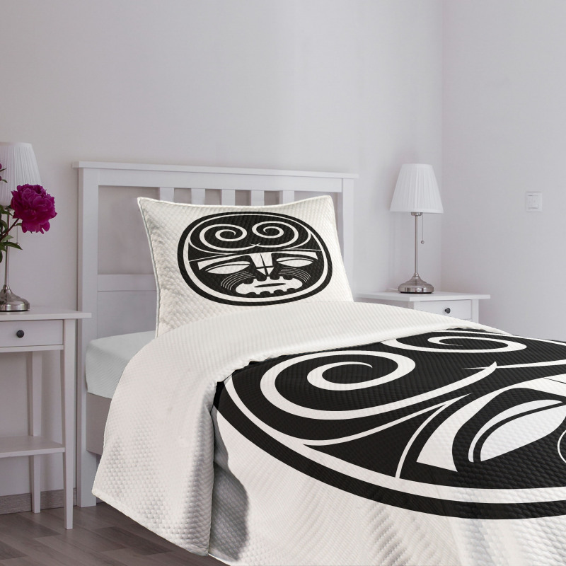 Black Maori Mask Design Bedspread Set