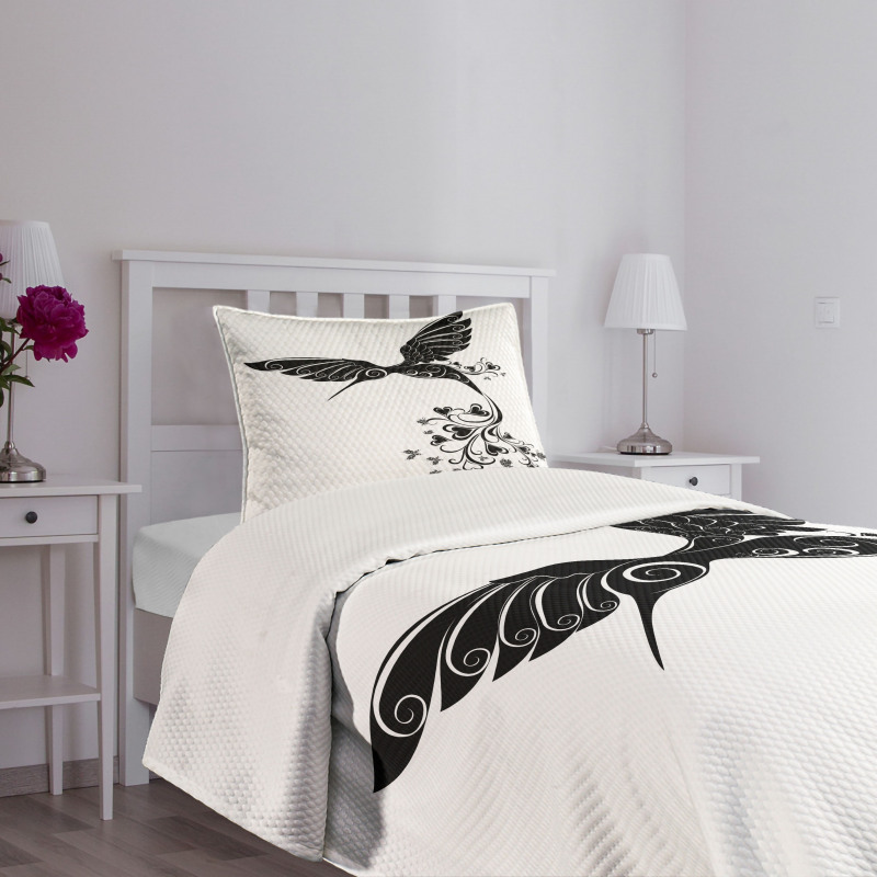 Hummingbird Heart Bedspread Set