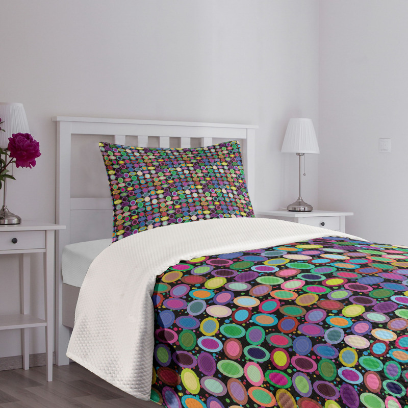 Abstract Oval Shapes Bedspread Set