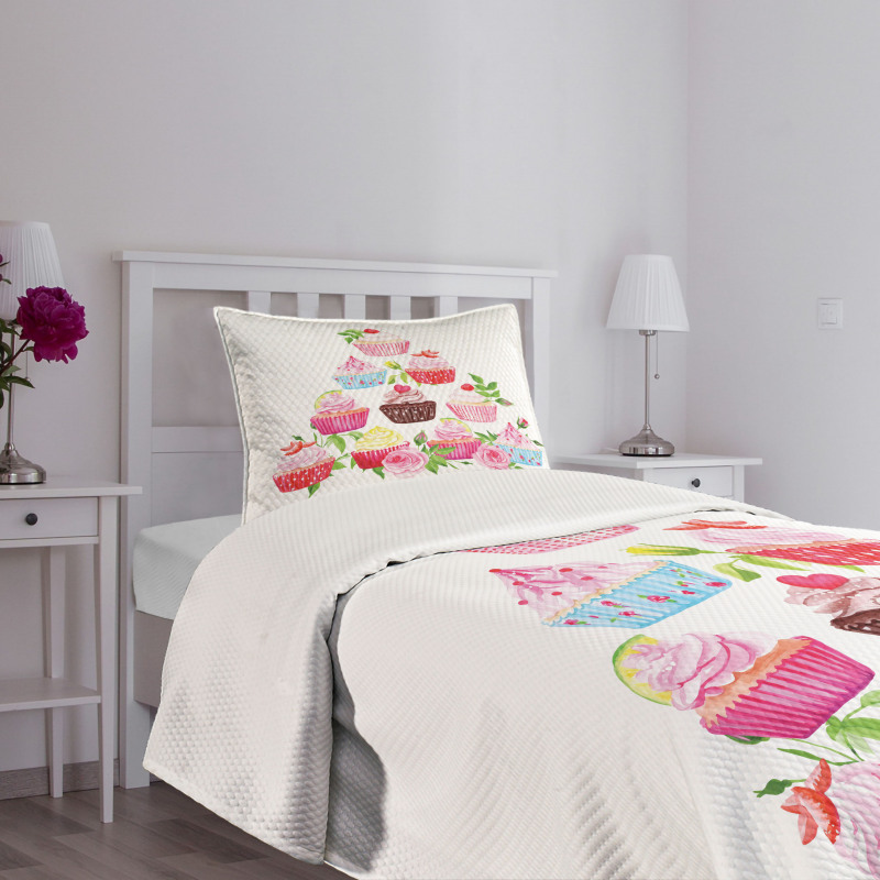 Pyramids of Cupcakes Bedspread Set