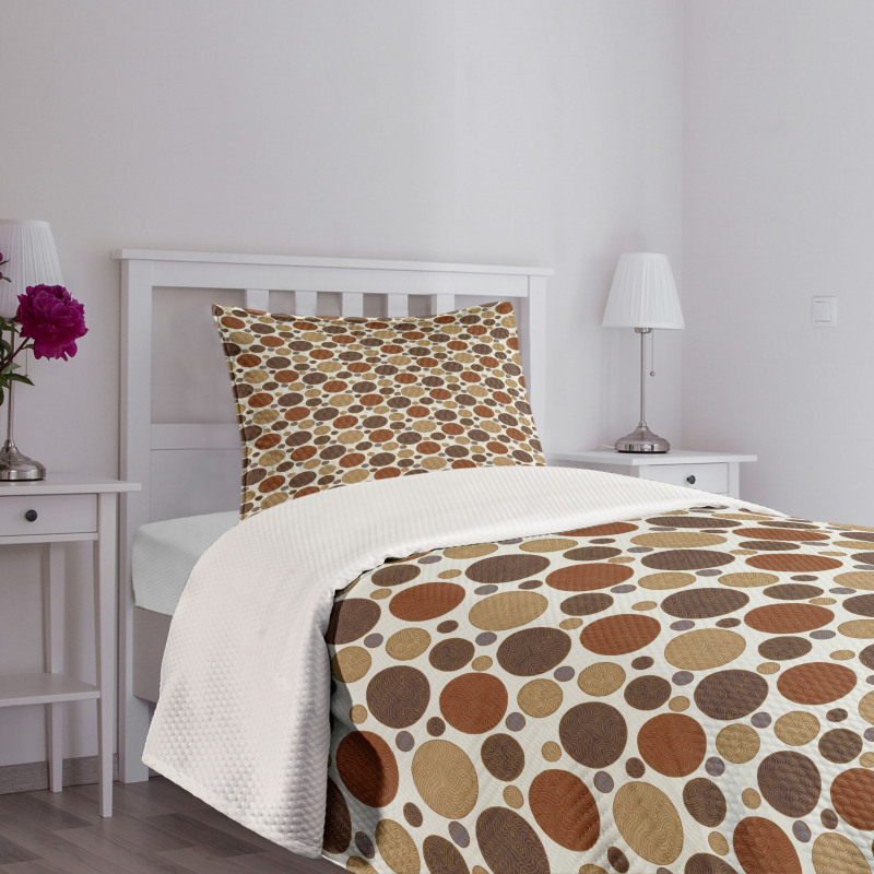 Circles with Curvy Line Bedspread Set