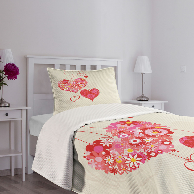 Ornamental Hearts Bedspread Set