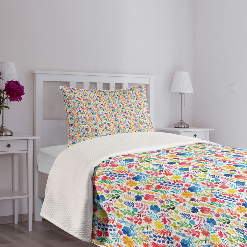 Tulips Roses and Pansies Bedspread Set