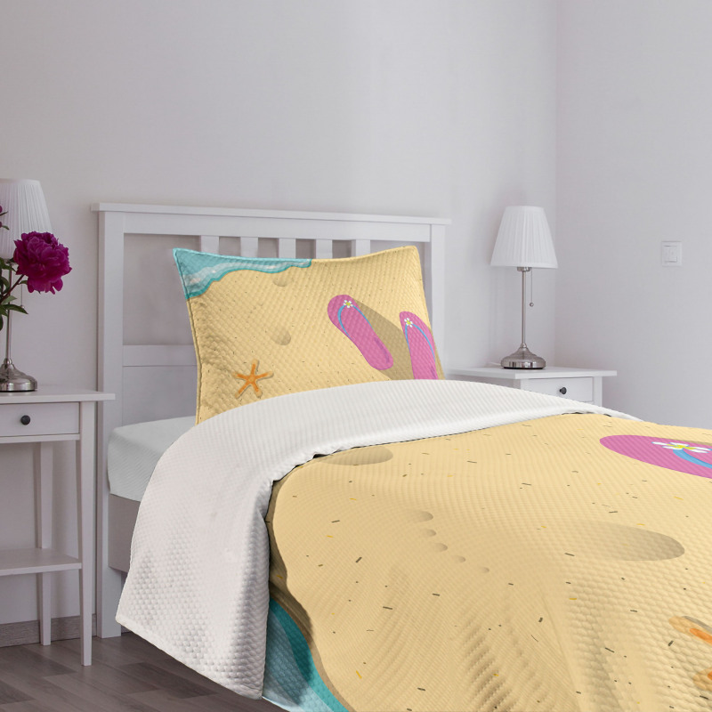 Grainy Looking Sands Bedspread Set