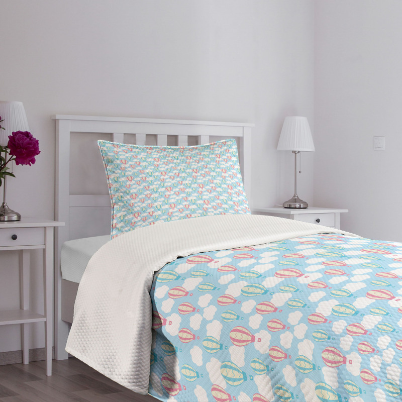 Heart Shape Basket Bedspread Set