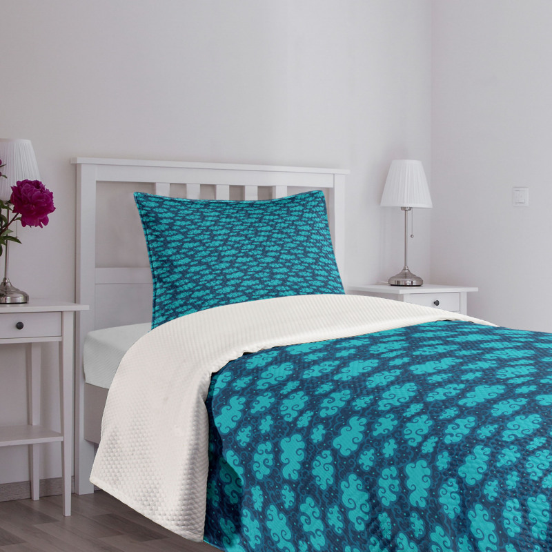 Clouds and Snowflakes Bedspread Set