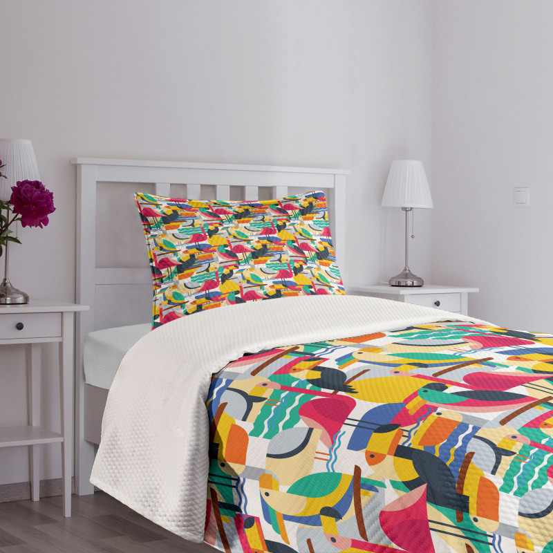 Toucan and Flamingos Bedspread Set