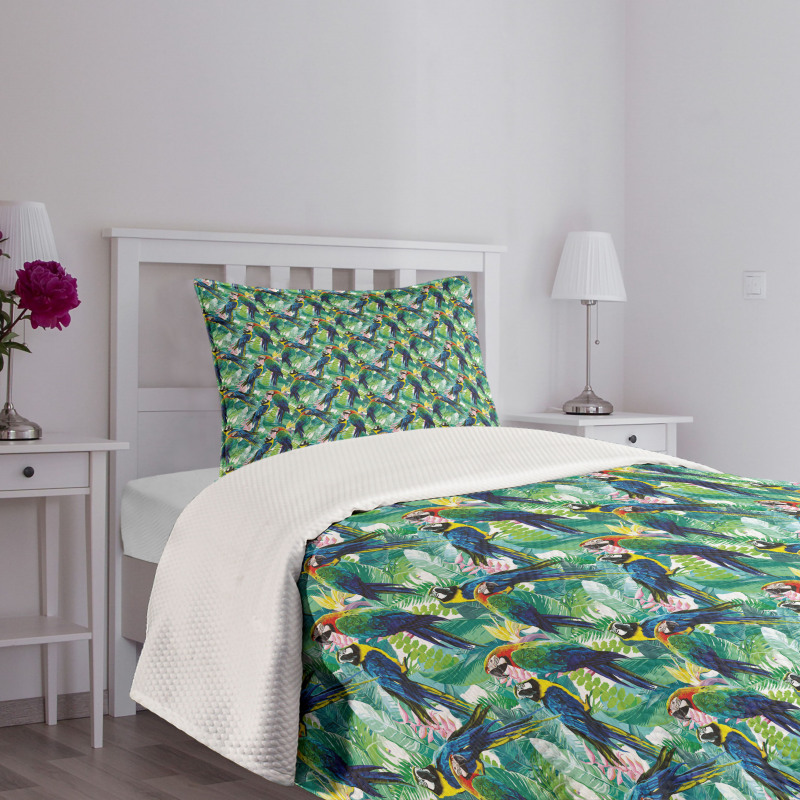 Scarlet Macaw Parrots Bedspread Set