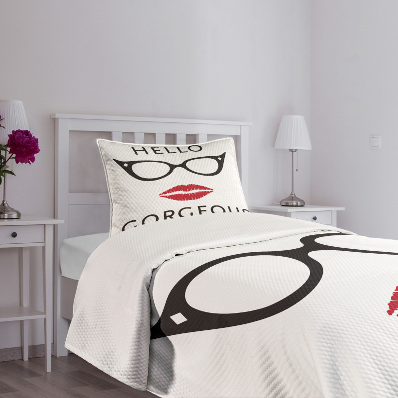 Red Lipstick Bedspread Set