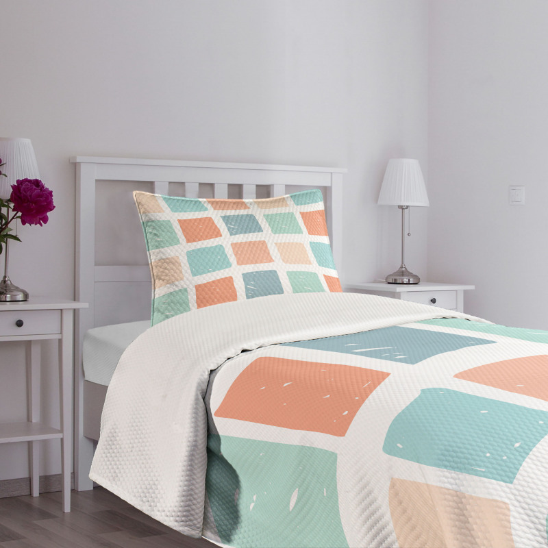 Pale Mosaic Squares Bedspread Set