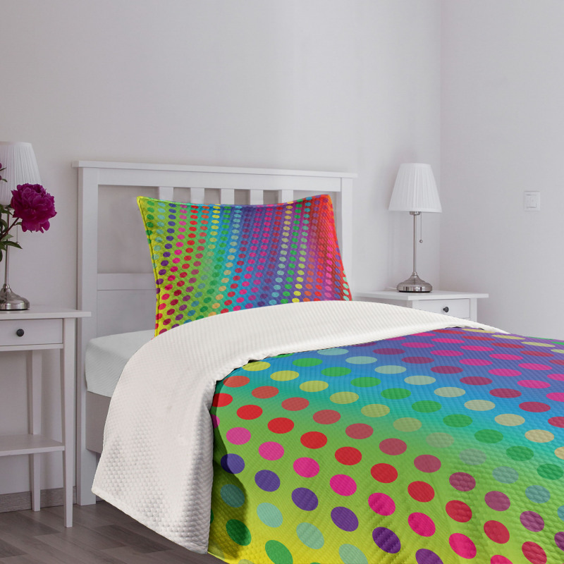 Gradient Shaded Backdrop Bedspread Set