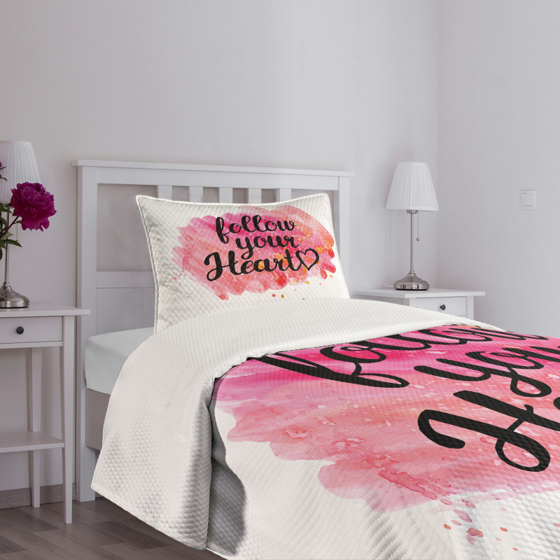 Follow Your Heart Phrase Bedspread Set