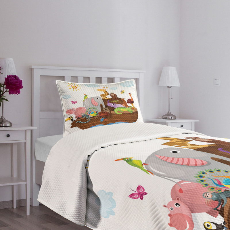 Animals in Ship Cartoon Bedspread Set