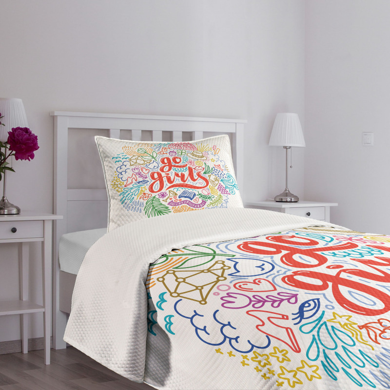 Go Girls Lettering Art Bedspread Set