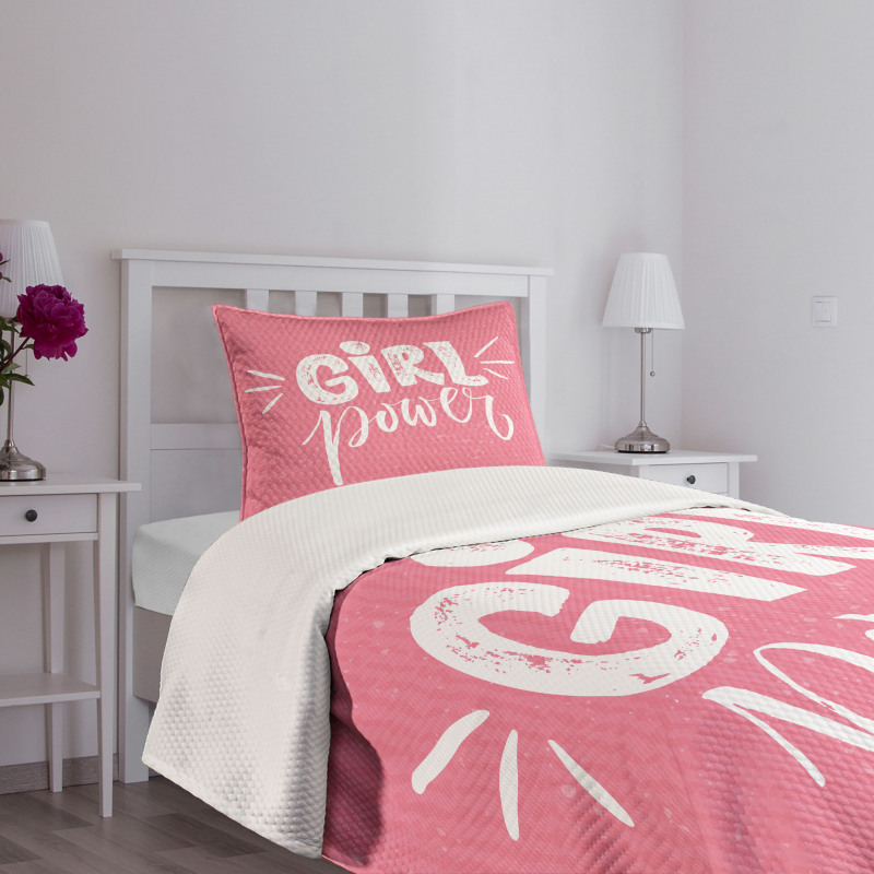 Brush Style Lettering Bedspread Set