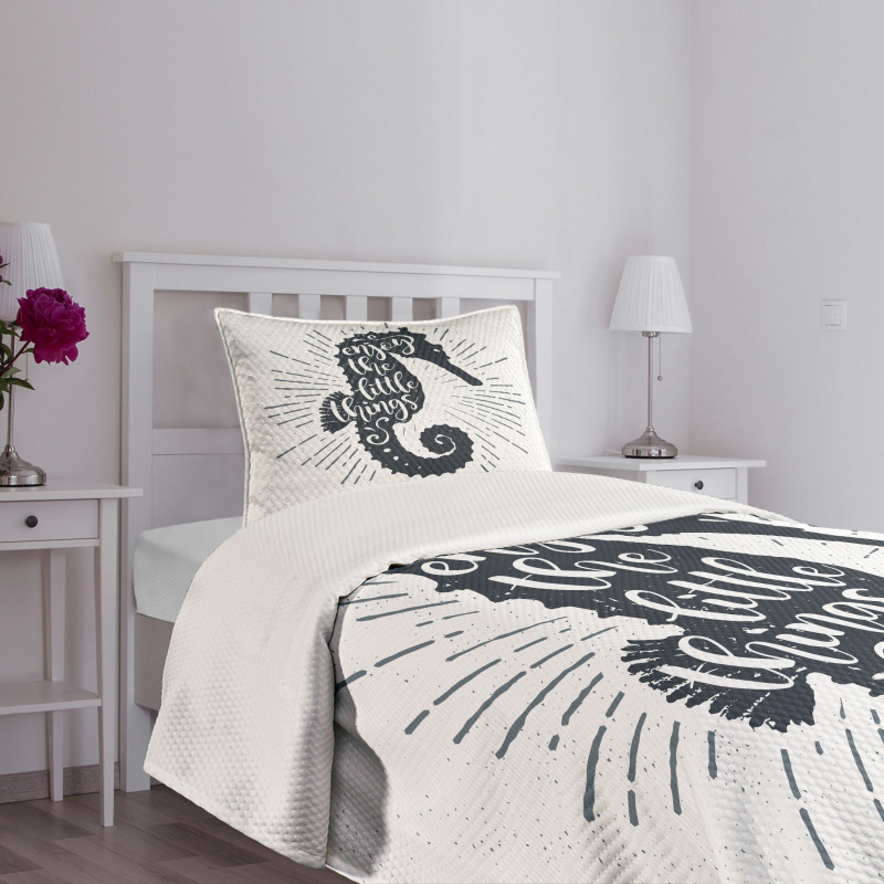 Uplifting Phrase Seahorse Bedspread Set