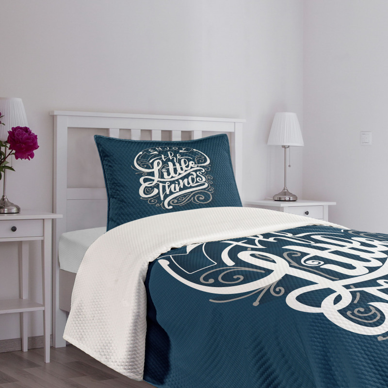 Positive Phrase Curlicues Bedspread Set