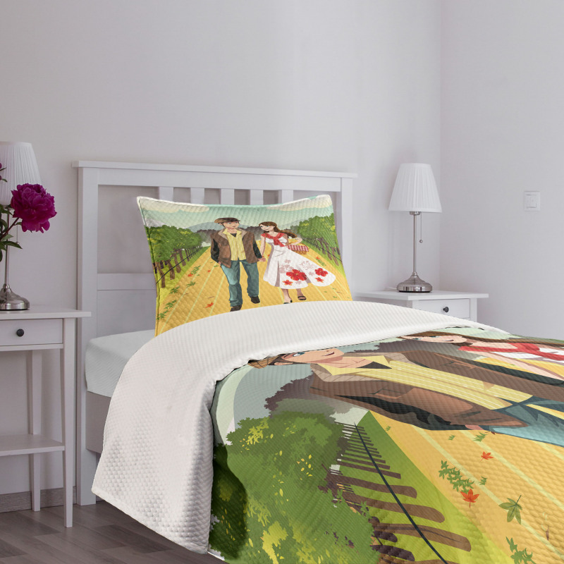 Couple in Vineyard Bedspread Set